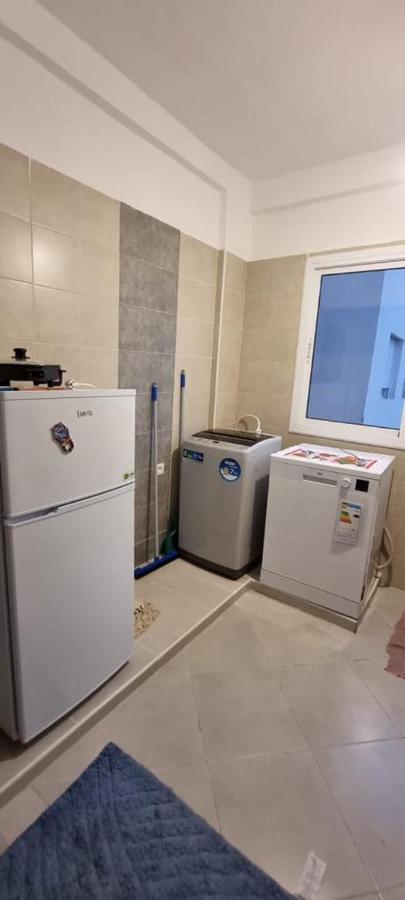 Excellent Rapport Qualite Prix Pour Cet Appartement 3 Etoiles 2P Tout Confort Clim Reversible Residence Golf Mesnana Tanger Tânger Exterior foto